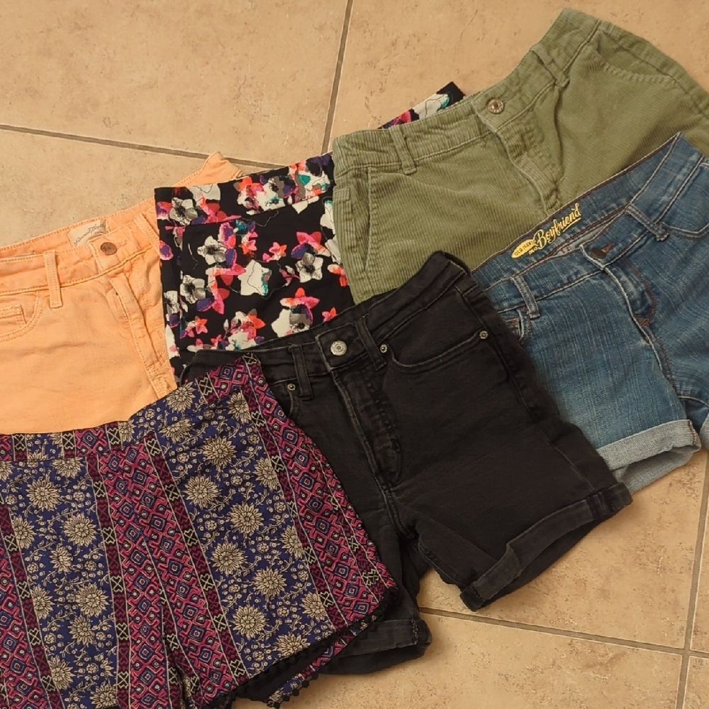 Women's Shorts Lot Of 6 Solid Floral Summer Juniors - Size 0